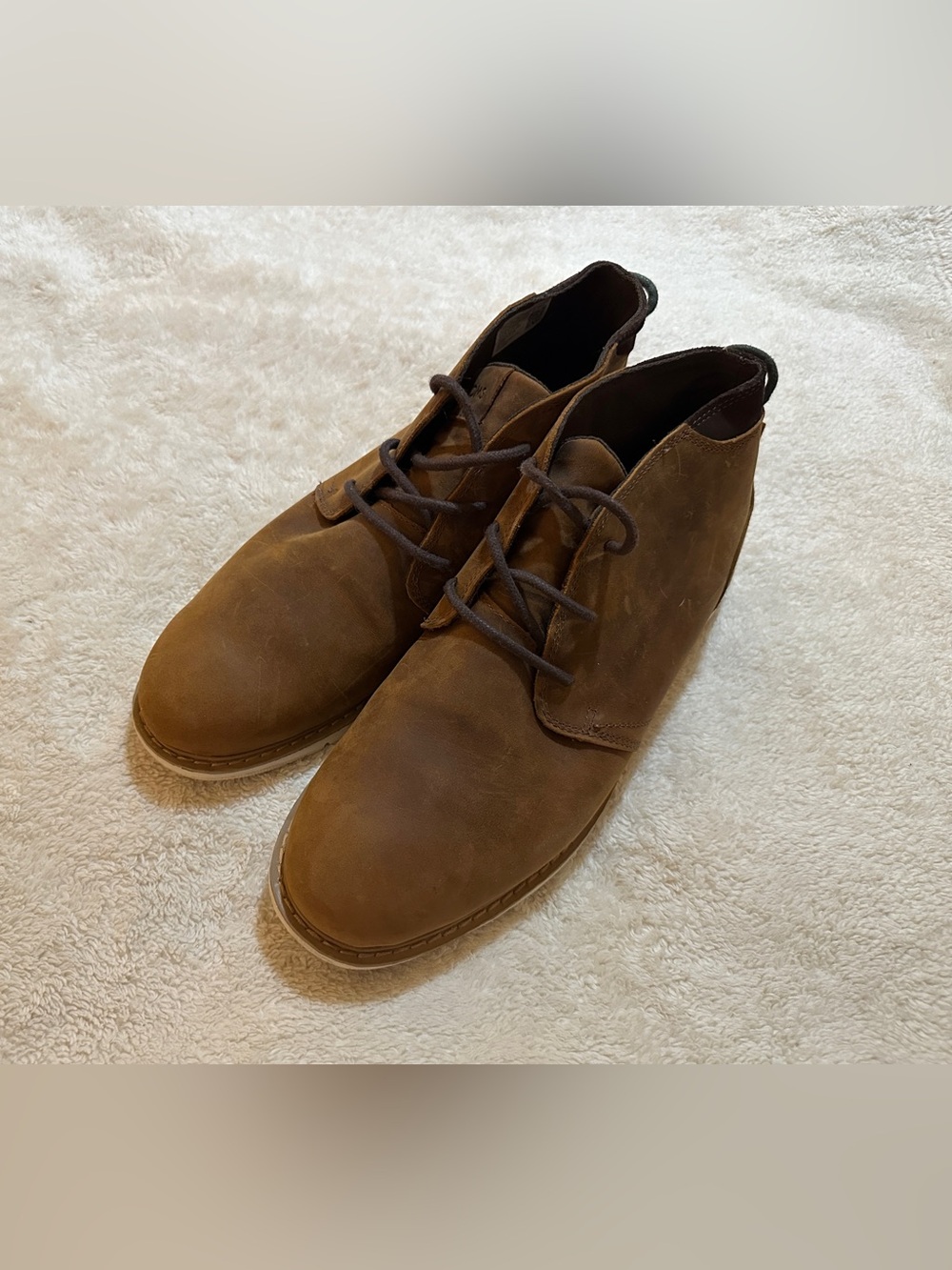 Toms Brown Suede Men’s Chukka Boots - Lace-Up